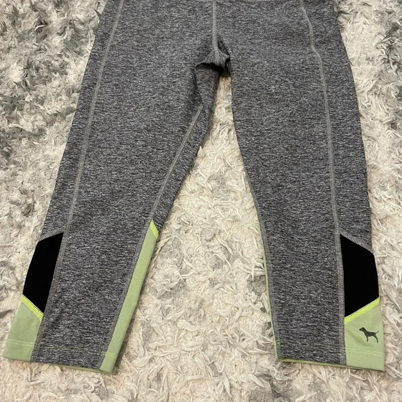 Victoria Secret Pink Ultimate Yoga leggings Small - Picture 3 of 5